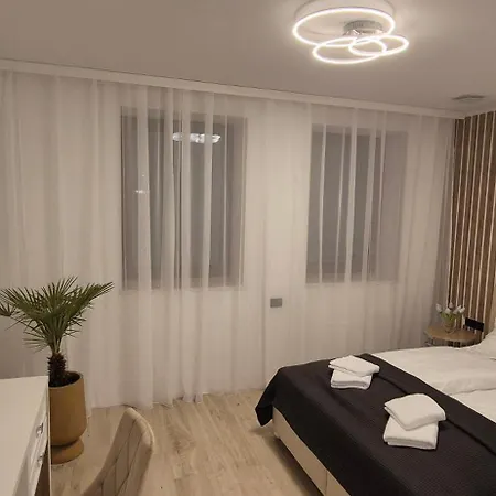 Anita's Mansion *